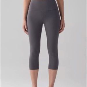 Lululemon align high rise crop 19’